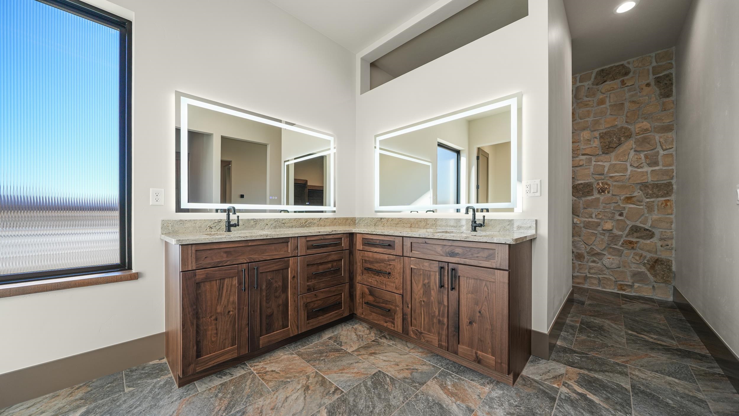 Grand Junction, Colorado, 81505, United States, 4 Bedrooms Bedrooms, ,4 BathroomsBathrooms,Residential,Active,2024812