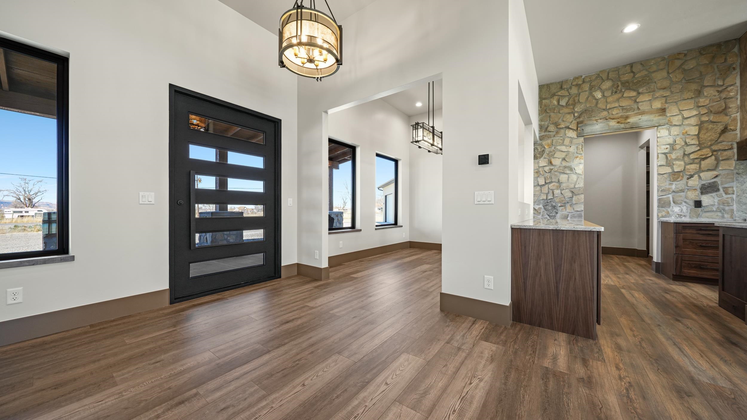 Grand Junction, Colorado, 81505, United States, 4 Bedrooms Bedrooms, ,4 BathroomsBathrooms,Residential,Active,2024812