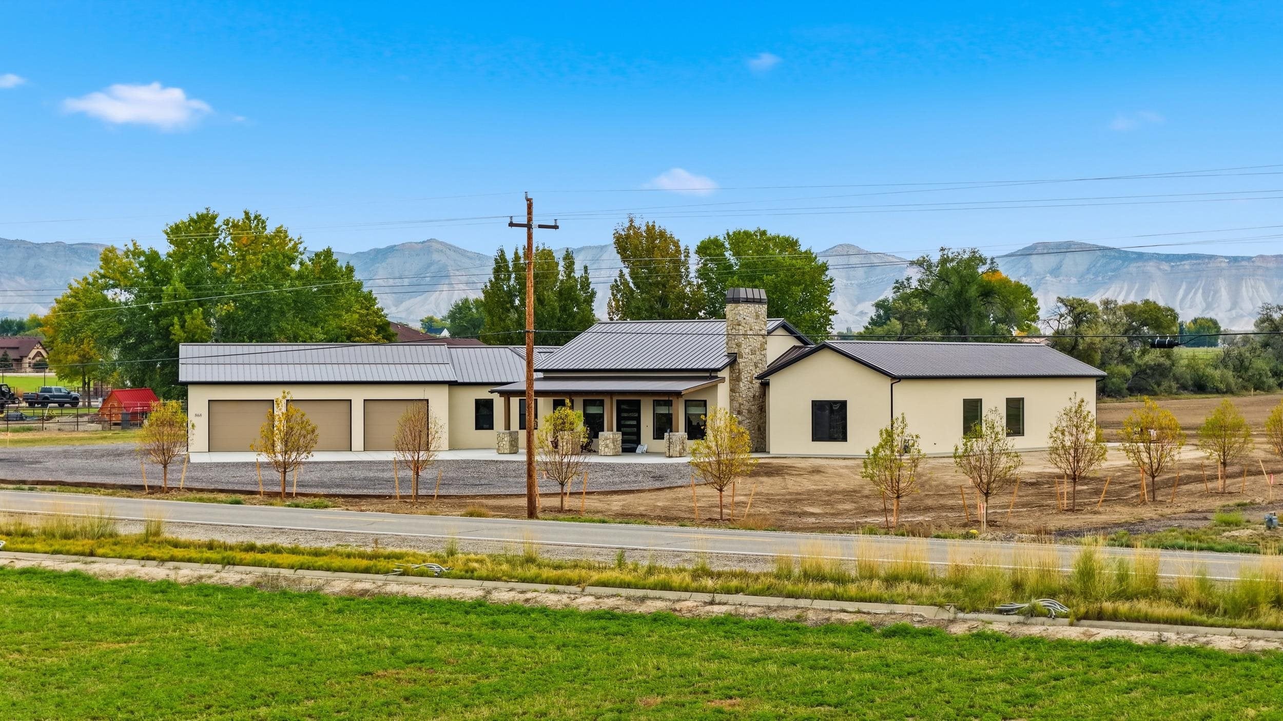 868 23 Rd, Grand Junction, CO, 81505, USA, 4 Bedrooms Bedrooms, ,4 BathroomsBathrooms,Residential,Active,868 23 Rd,20261068