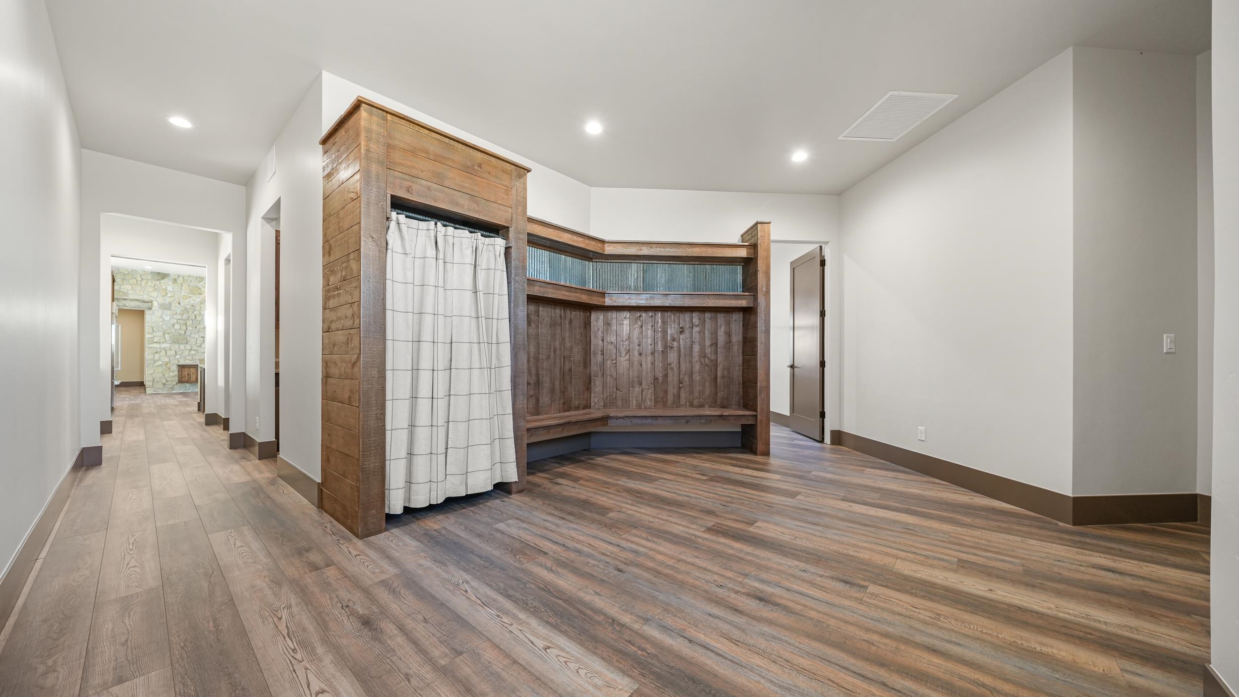 Grand Junction, Colorado, 81505, United States, 4 Bedrooms Bedrooms, ,4 BathroomsBathrooms,Residential,Active,2024812