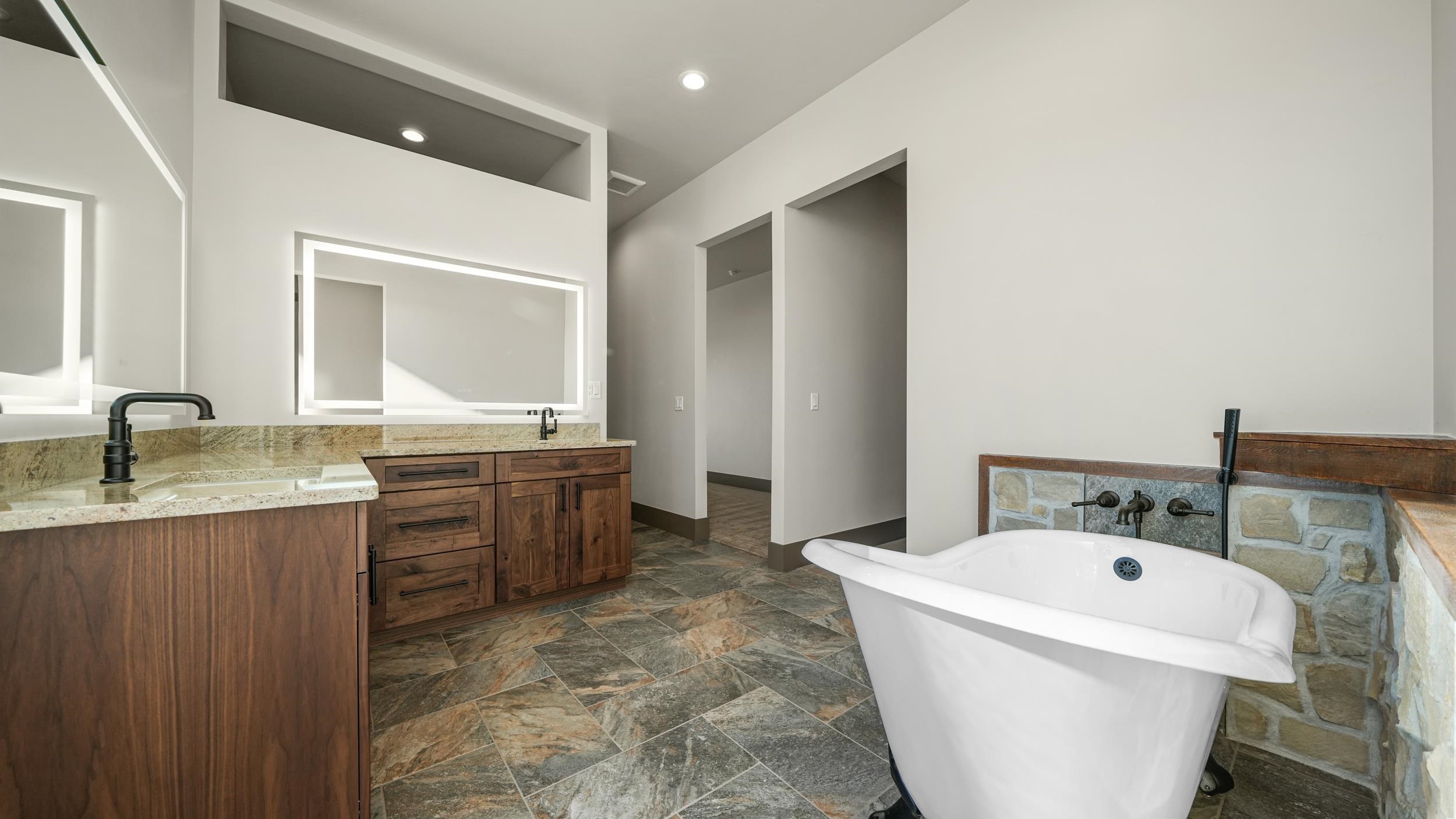 Grand Junction, Colorado, 81505, United States, 4 Bedrooms Bedrooms, ,4 BathroomsBathrooms,Residential,Active,2024812
