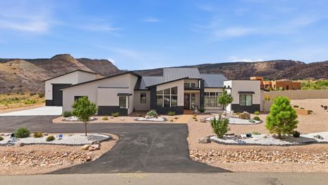 Photo of 2315 Stone Creek Court, Grand Junction, CO 81507 (MLS # 20263214)