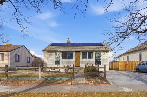 Photo of 936 Teller Avenue, Grand Junction, CO 81501 (MLS # 20260856)