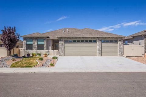 Photo of 687 Arran Way, Grand Junction, CO 81504 (MLS # 20261927)