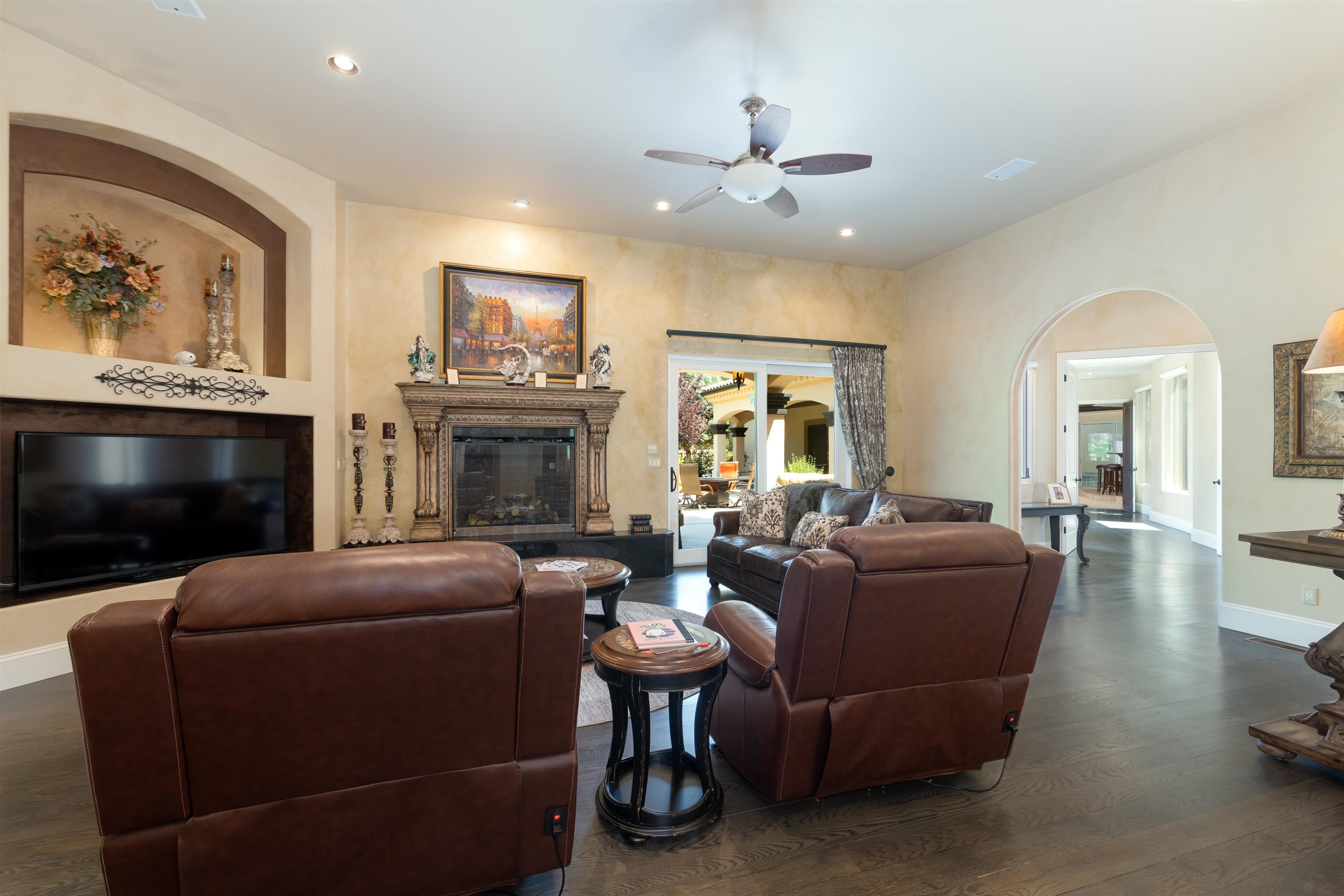 Grand Junction, Colorado, 81506, United States, 5 Bedrooms Bedrooms, ,7 BathroomsBathrooms,Residential,Active,1909661