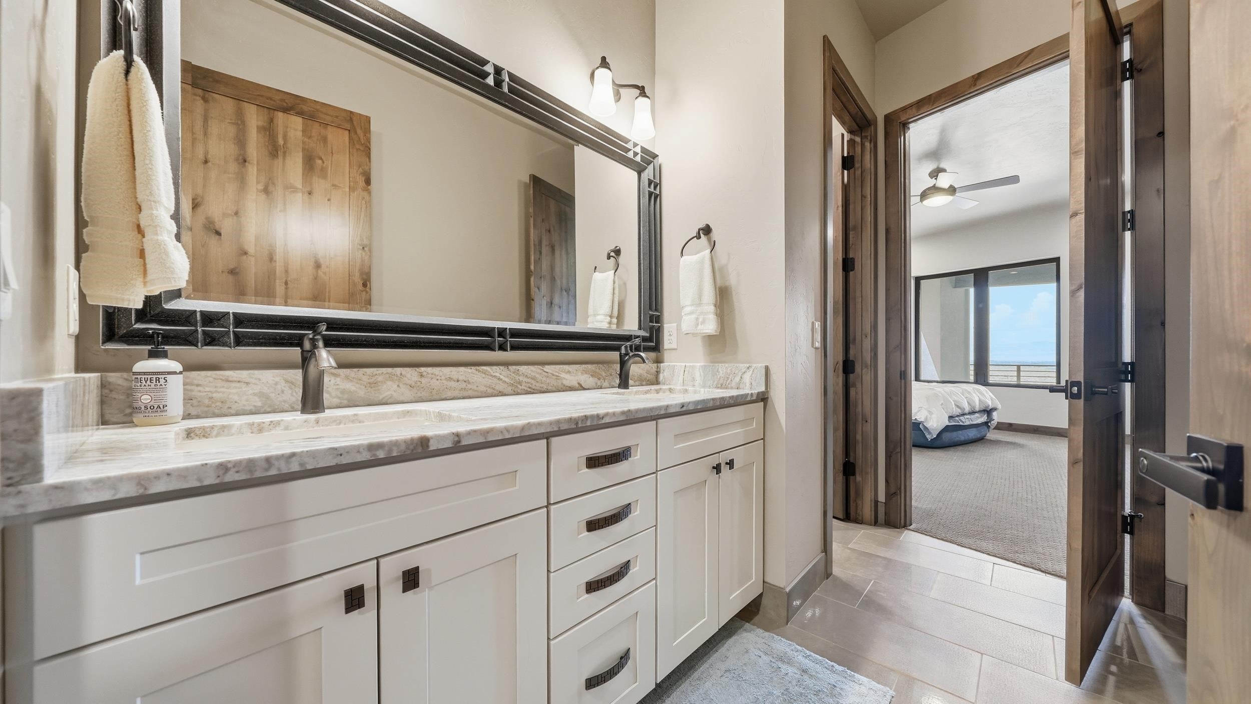 338 Red Ridge Ct, Grand Junction, CO, 81507, USA, 4 Bedrooms Bedrooms, ,3 BathroomsBathrooms,Residential,Active,338 Red Ridge Ct,20261876