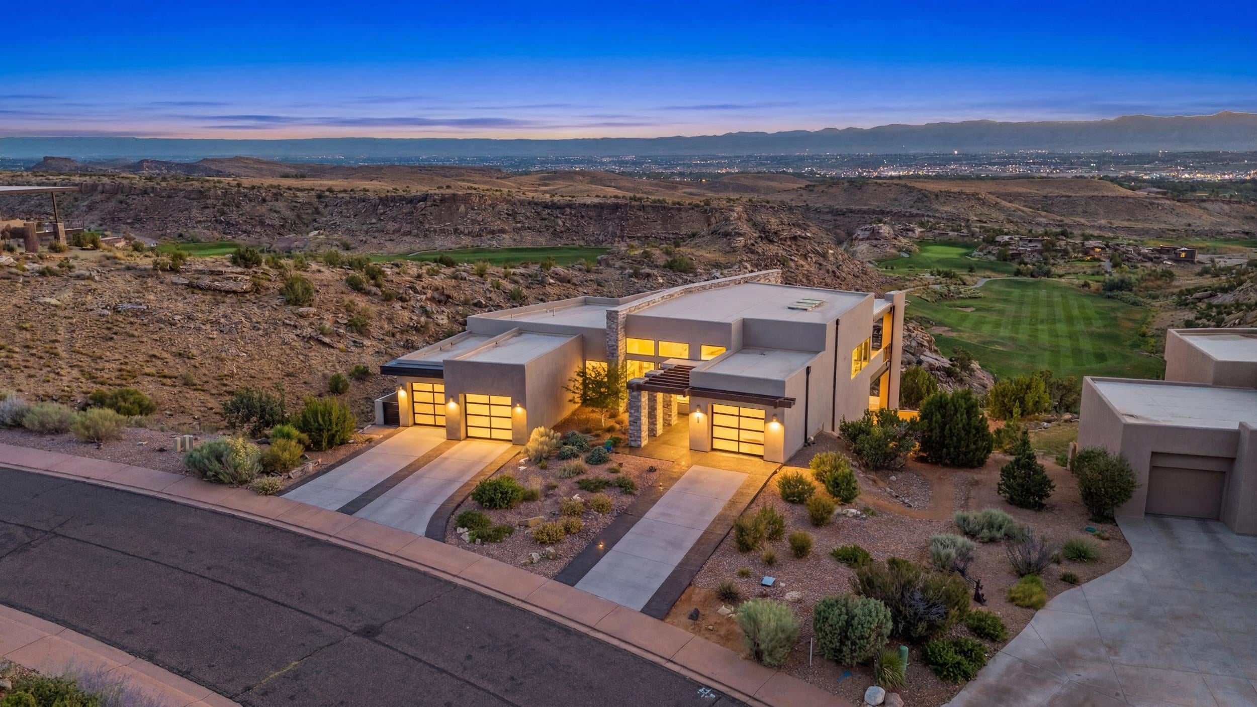 338 Red Ridge Ct, Grand Junction, CO, 81507, USA, 4 Bedrooms Bedrooms, ,3 BathroomsBathrooms,Residential,Active,338 Red Ridge Ct,20261876