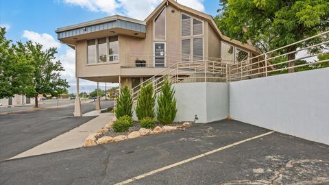 Photo of 132 Walnut Avenue #F, Grand Junction, CO 81501 (MLS # 20254439)