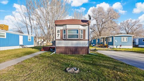 Photo of 825 E Ottley Avenue #B7, Fruita, CO 81521 (MLS # 20255582)