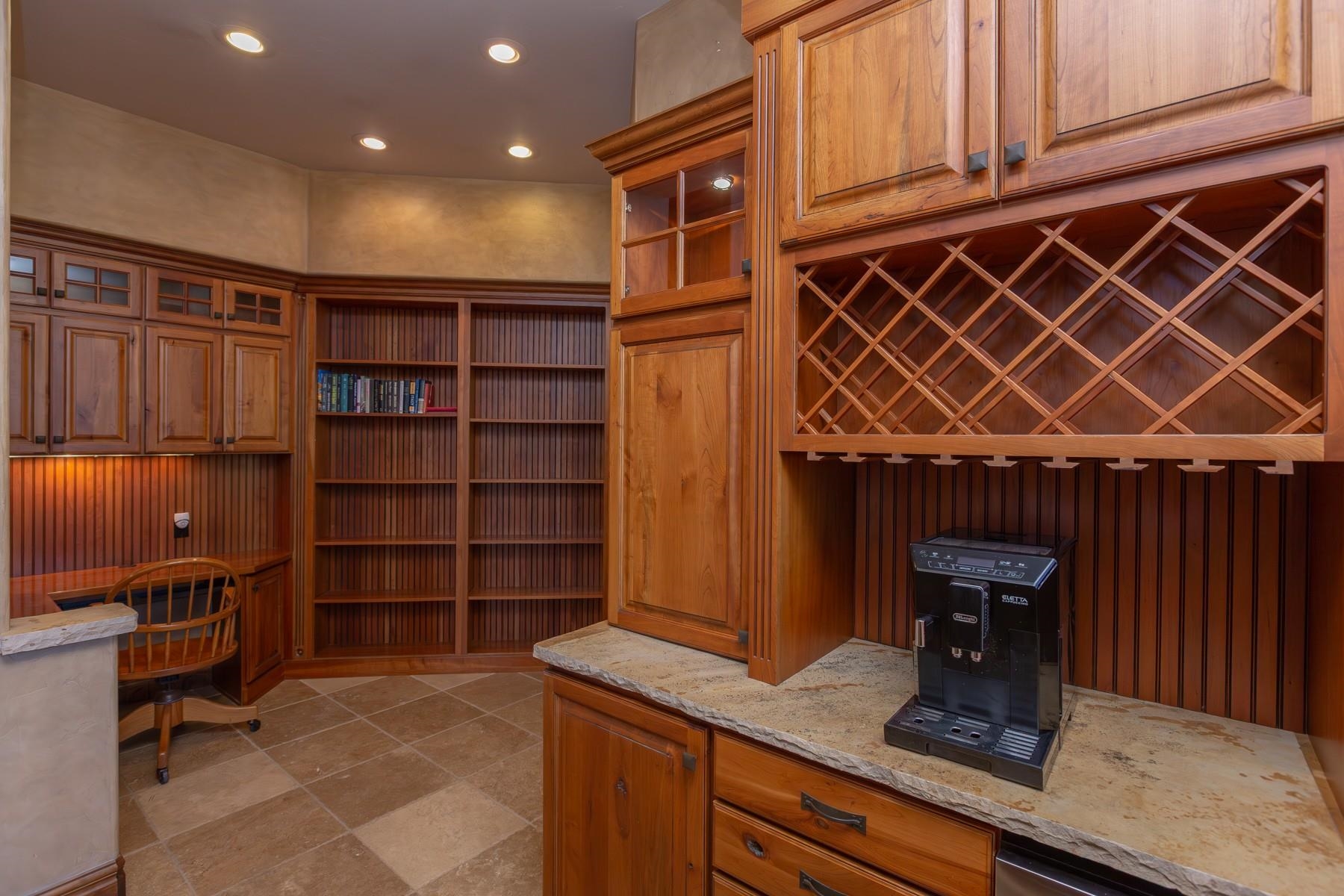 Grand Junction, Colorado, 81505, United States, 3 Bedrooms Bedrooms, ,4 BathroomsBathrooms,Residential,Active,2027052
