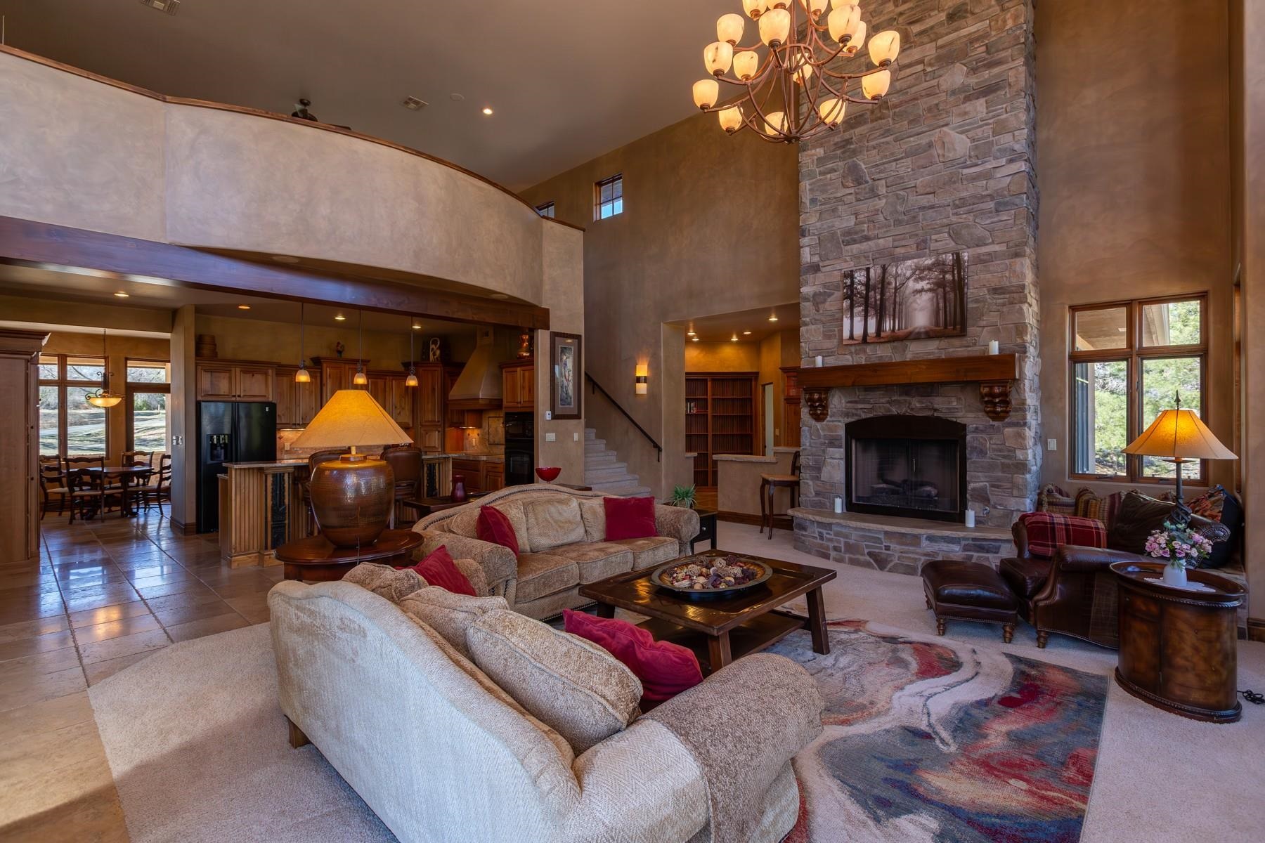 Grand Junction, Colorado, 81505, United States, 3 Bedrooms Bedrooms, ,4 BathroomsBathrooms,Residential,Active,2027052