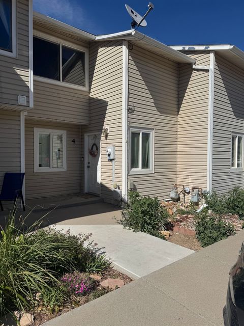 Photo of 255 Beacon Court #4, Grand Junction, CO 81503 (MLS # 20261874)