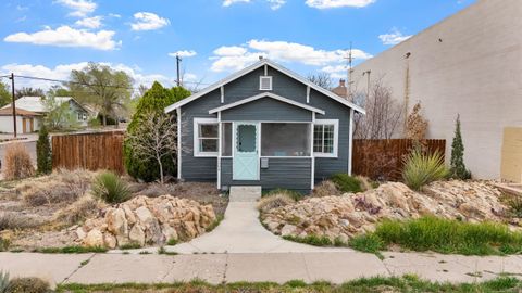 Photo of 1304 Ute Avenue, Grand Junction, CO 81501 (MLS # 20261318)