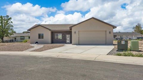 Photo of 613 Penny Lane, Grand Junction, CO 81504 (MLS # 20263866)