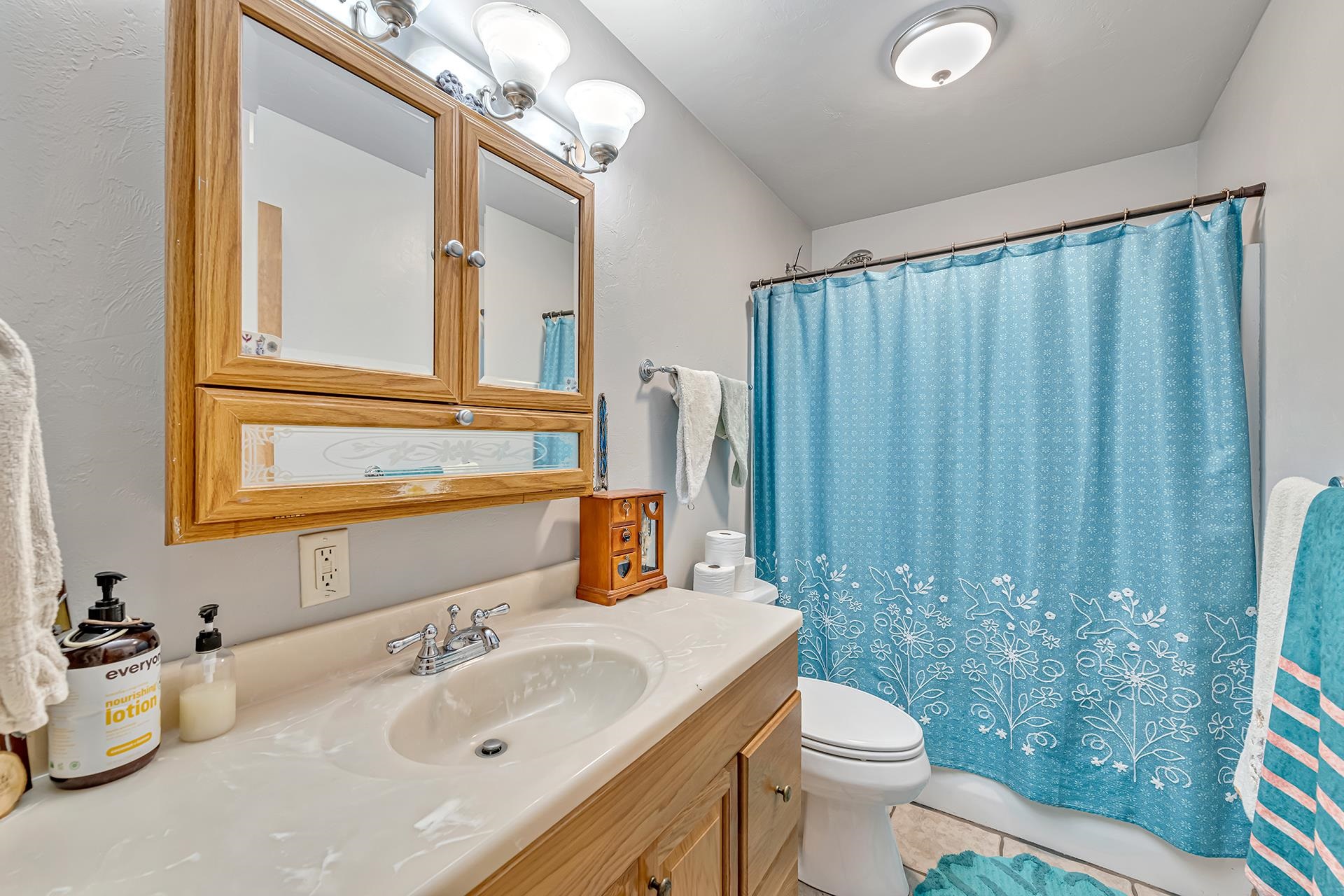 Whitewater, Colorado, 81527, United States, 5 Bedrooms Bedrooms, ,3 BathroomsBathrooms,Residential,Active,2034245