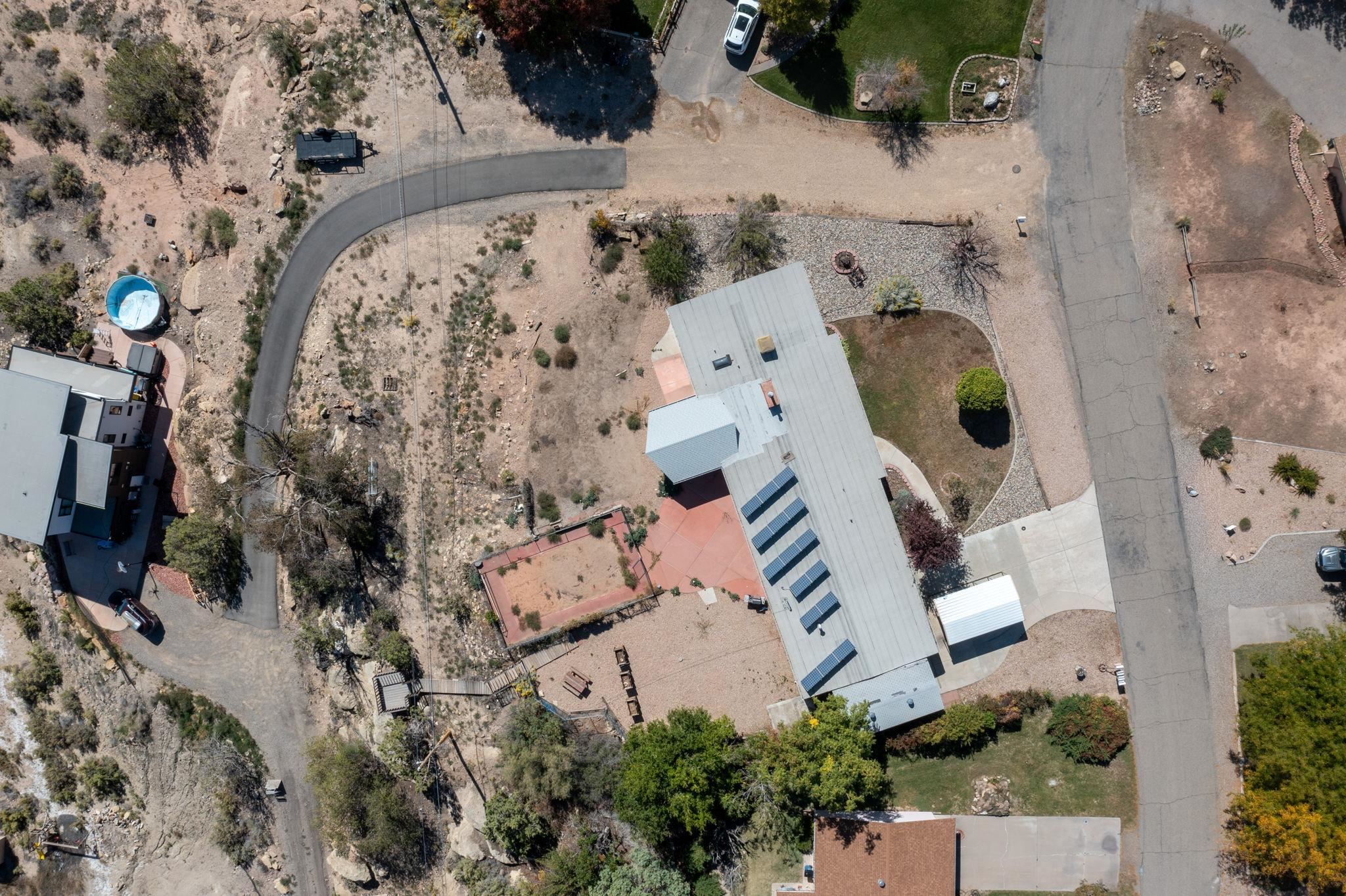 Grand Junction, Colorado 81507, United States, 4 Bedrooms Bedrooms, ,2 BathroomsBathrooms,Residential,Pending,221241