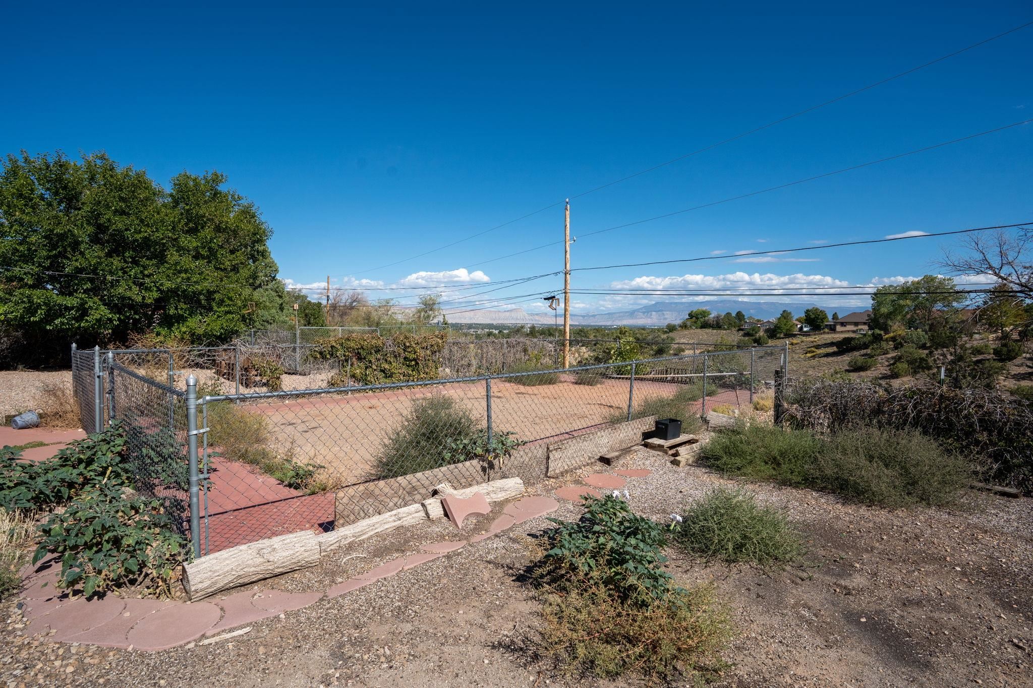 Grand Junction, Colorado 81507, United States, 4 Bedrooms Bedrooms, ,2 BathroomsBathrooms,Residential,Pending,221241