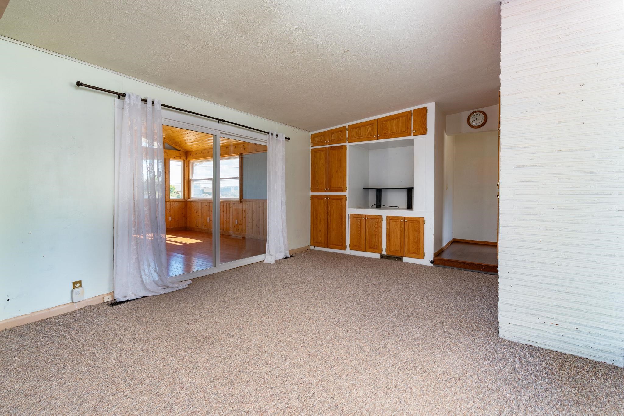 Grand Junction, Colorado 81507, United States, 4 Bedrooms Bedrooms, ,2 BathroomsBathrooms,Residential,Pending,221241