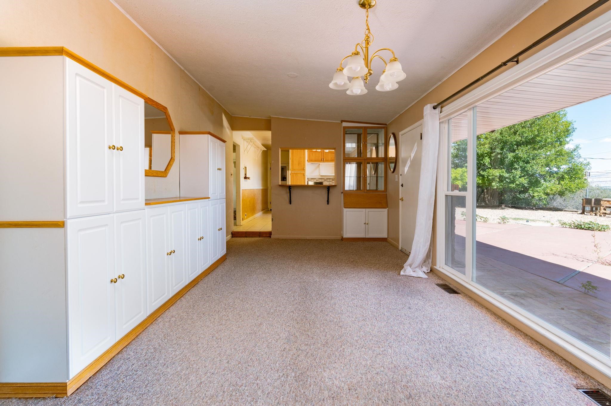 Grand Junction, Colorado 81507, United States, 4 Bedrooms Bedrooms, ,2 BathroomsBathrooms,Residential,Pending,221241