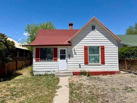Photo of 111 S 4th Street, Montrose, CO 81401 (MLS # 20262450)