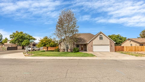 Photo of 225 Vista Hills Drive, Grand Junction, CO 81503 (MLS # 20264307)