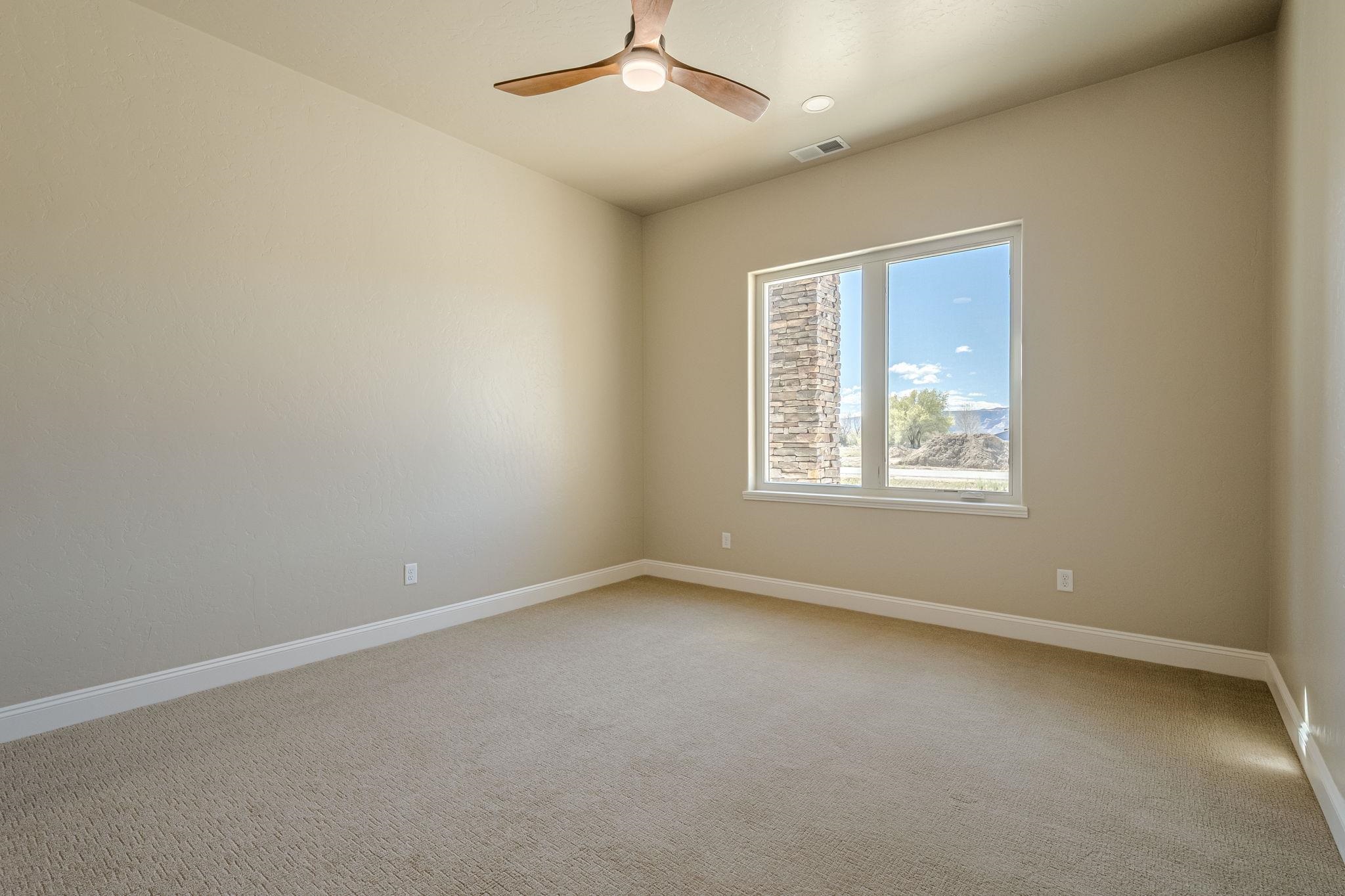 Fruita, Colorado, 81501, United States, 4 Bedrooms Bedrooms, ,3 BathroomsBathrooms,Residential,Active,2034301