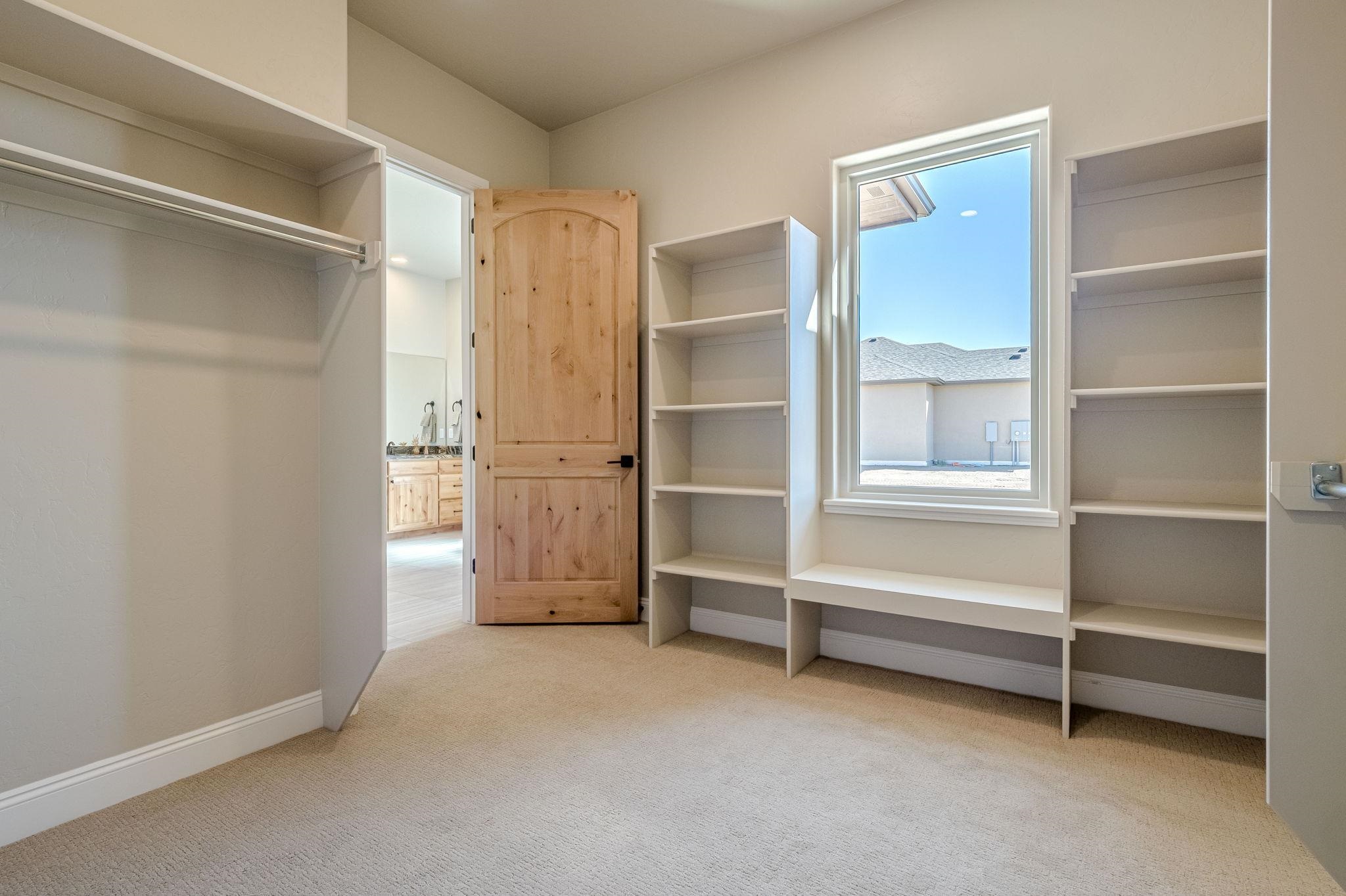 Fruita, Colorado, 81501, United States, 4 Bedrooms Bedrooms, ,3 BathroomsBathrooms,Residential,Active,2034301