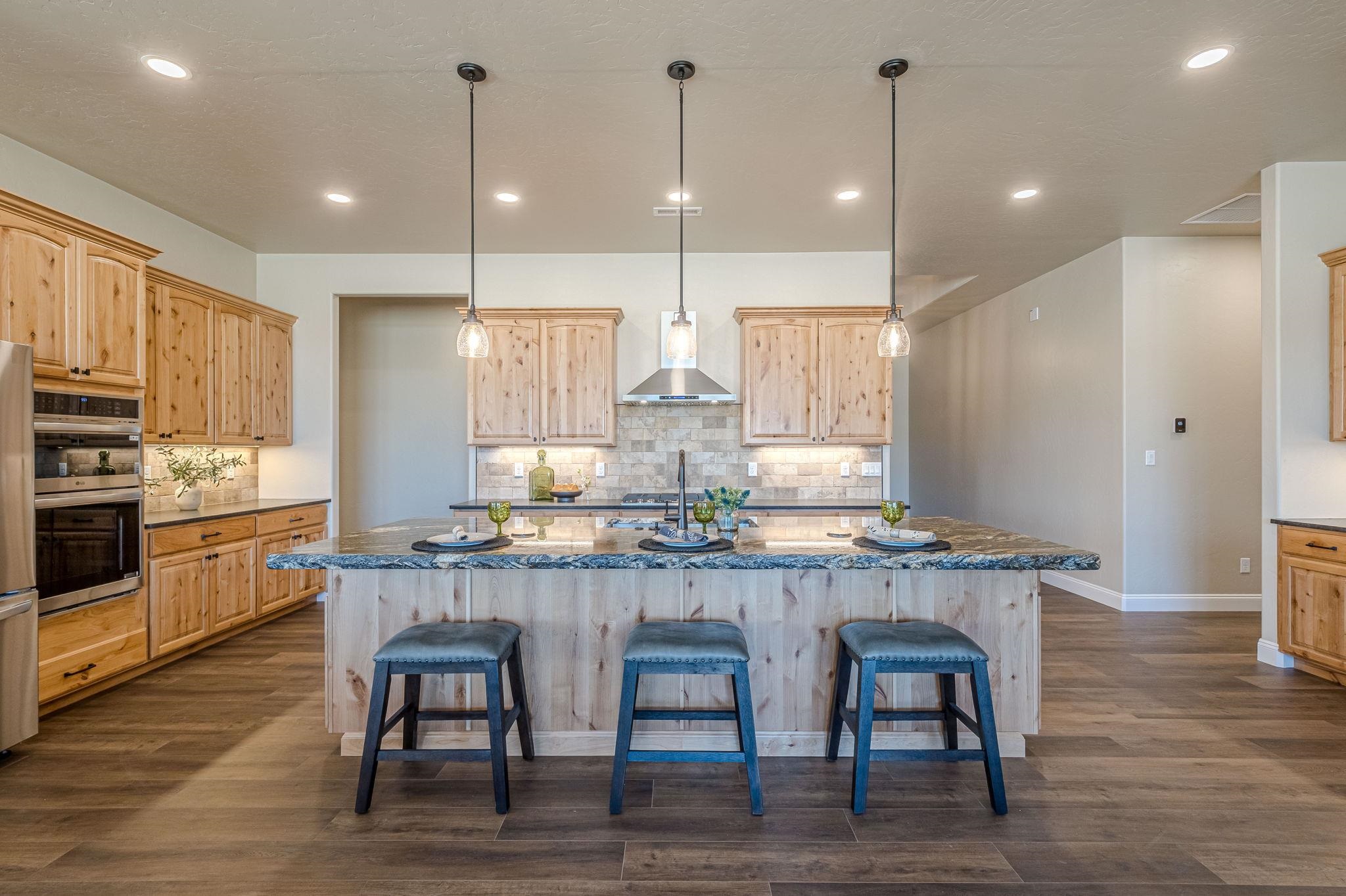 Fruita, Colorado, 81501, United States, 4 Bedrooms Bedrooms, ,3 BathroomsBathrooms,Residential,Active,2034301