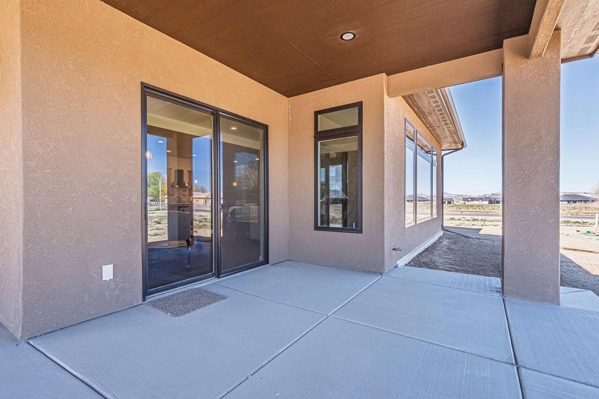 Fruita, Colorado, 81501, United States, 4 Bedrooms Bedrooms, ,3 BathroomsBathrooms,Residential,Active,2034301