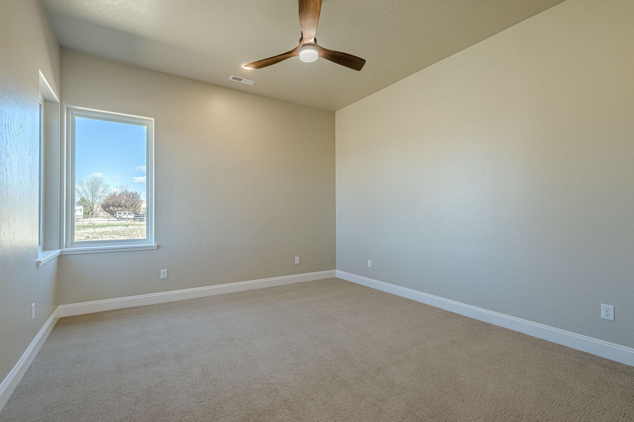 Fruita, Colorado, 81501, United States, 4 Bedrooms Bedrooms, ,3 BathroomsBathrooms,Residential,Active,2034301