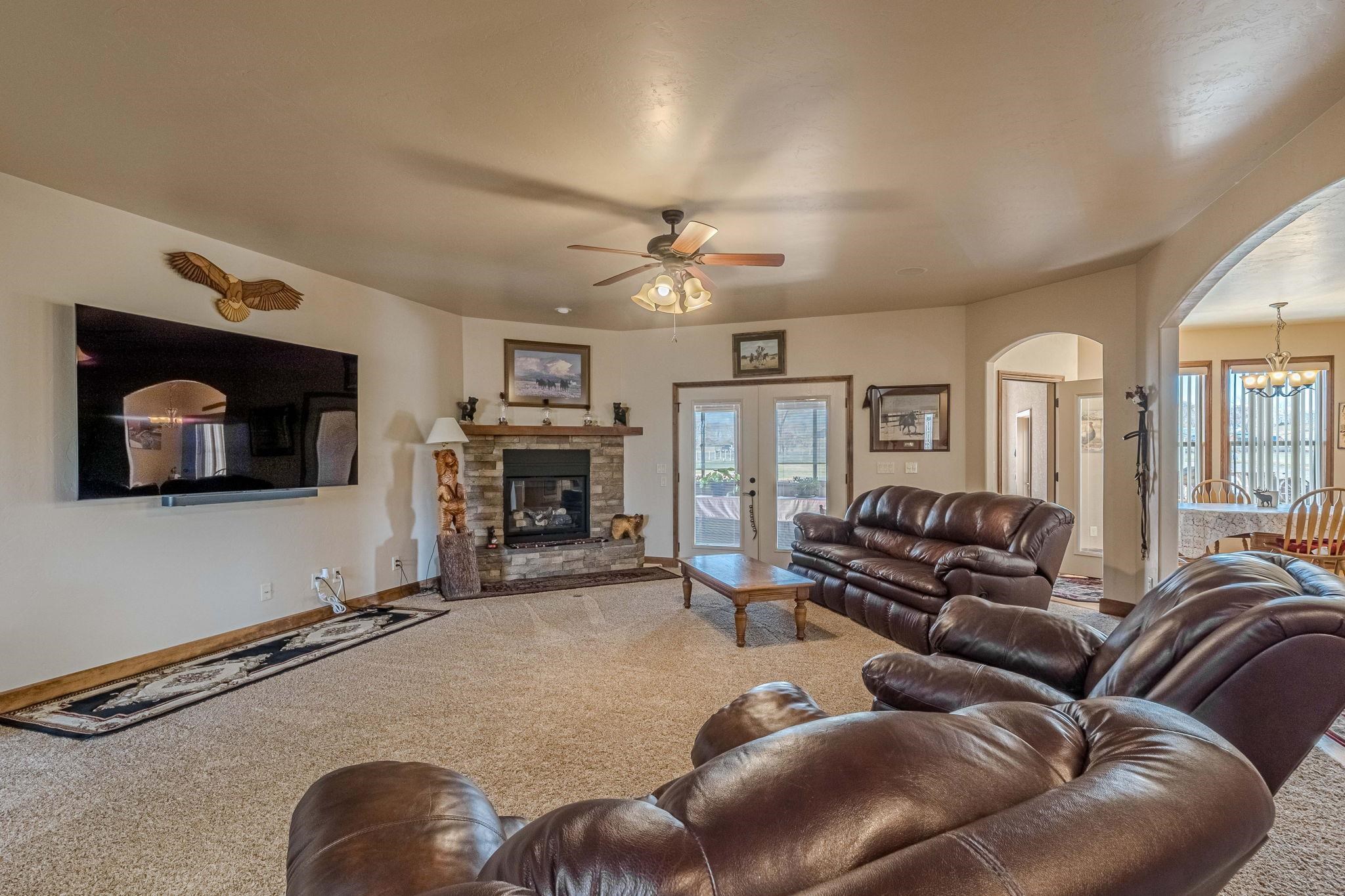 Grand Junction, Colorado, 81505, United States, 5 Bedrooms Bedrooms, ,4 BathroomsBathrooms,Residential,Active,2009142