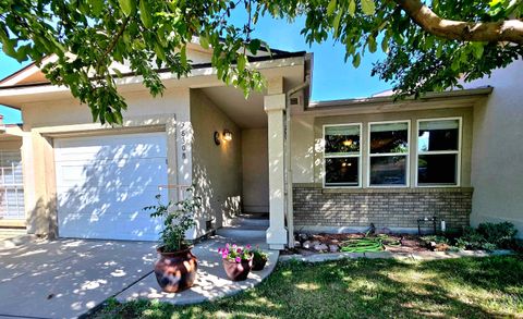 Photo of 2830 Villa Way #B, Grand Junction, CO 81501 (MLS # 20262909)