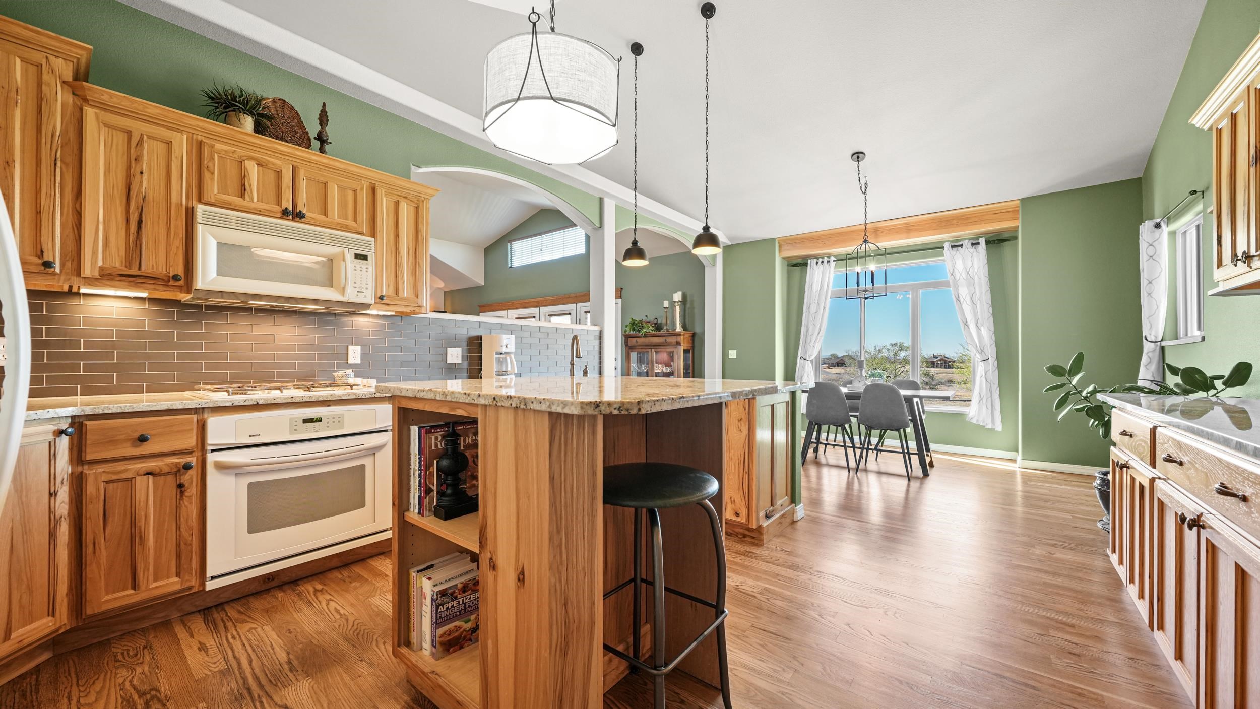 Grand Junction, Colorado, 81505, United States, 4 Bedrooms Bedrooms, ,3 BathroomsBathrooms,Residential,Active,2029772