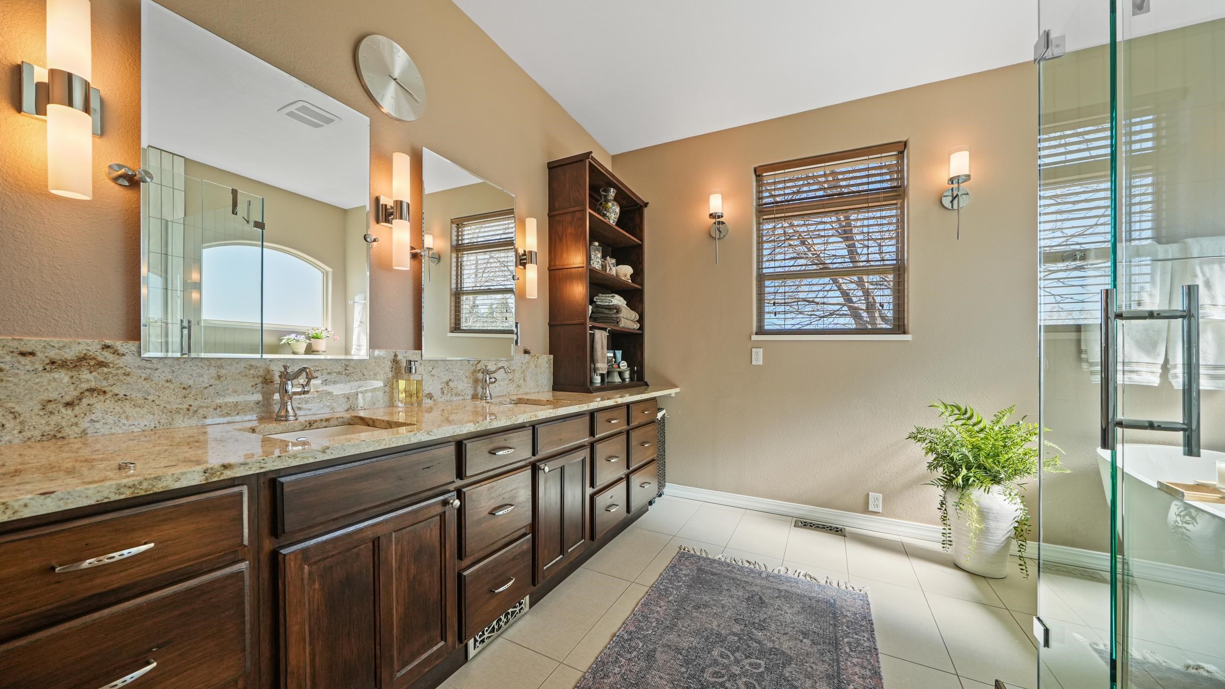 Grand Junction, Colorado, 81505, United States, 4 Bedrooms Bedrooms, ,3 BathroomsBathrooms,Residential,Active,2029772