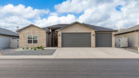 Photo of 2988 Bighorn Avenue #B, Grand Junction, CO 81504 (MLS # 20261589)