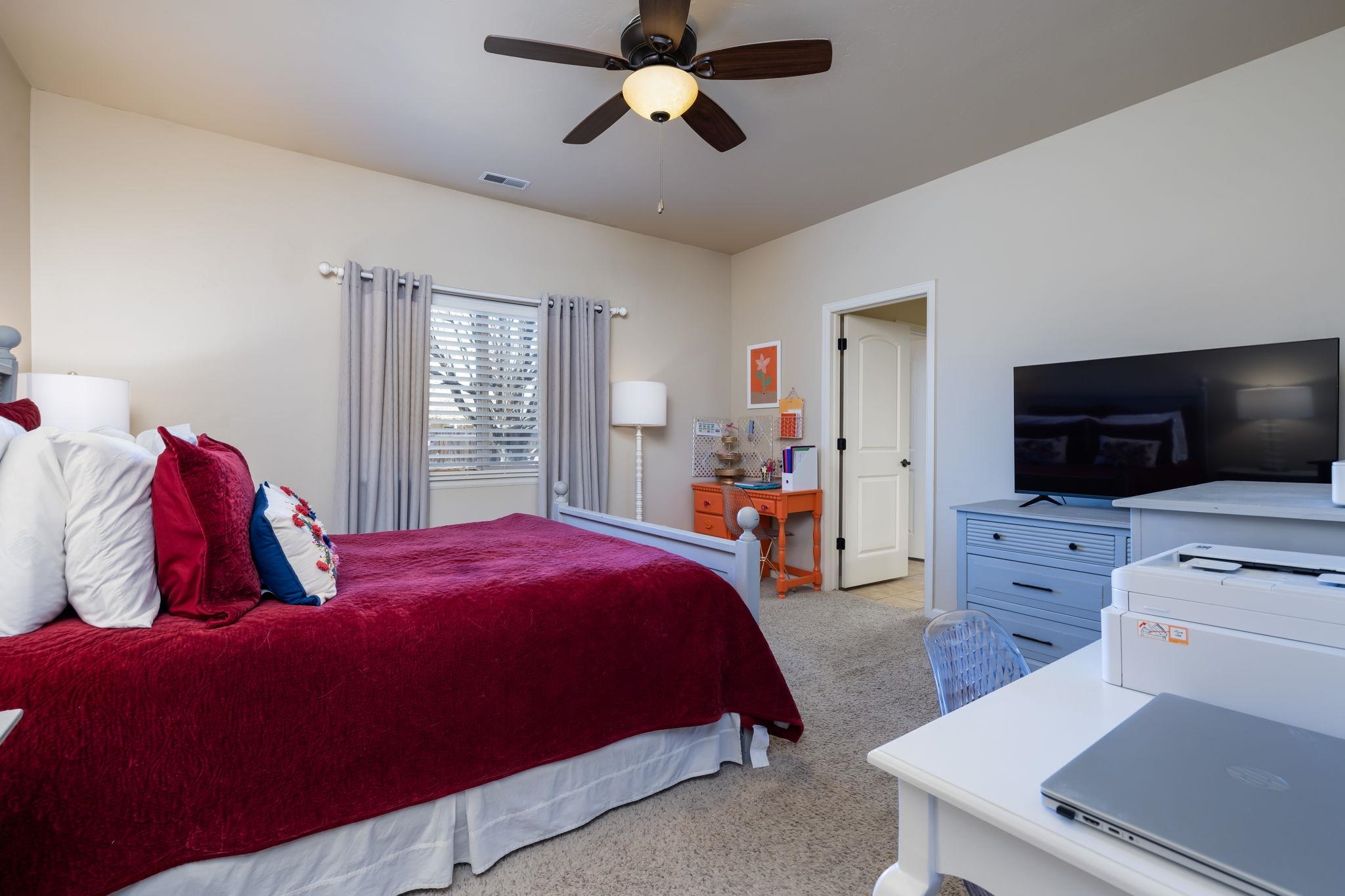 Fruita, Colorado 81521, United States, 3 Bedrooms Bedrooms, ,3 BathroomsBathrooms,Residential,Pending,115646