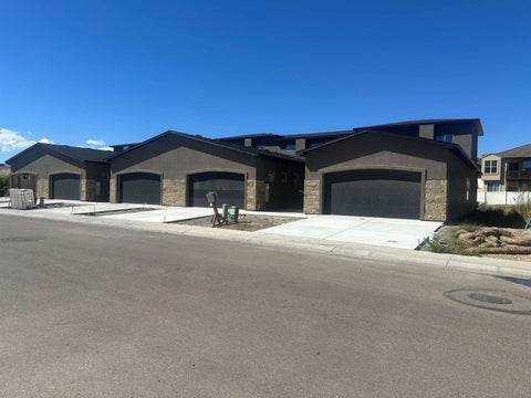 Photo of 579 W Indian Creek Drive #3, Grand Junction, CO 81501 (MLS # 20264721)