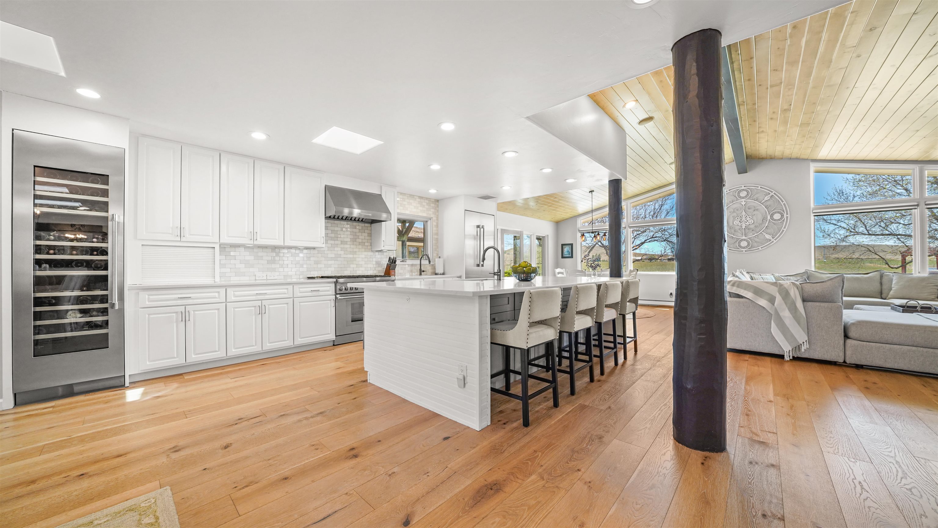 Palisade, Colorado, 81526, United States, 5 Bedrooms Bedrooms, ,5 BathroomsBathrooms,Residential,Active,2008295