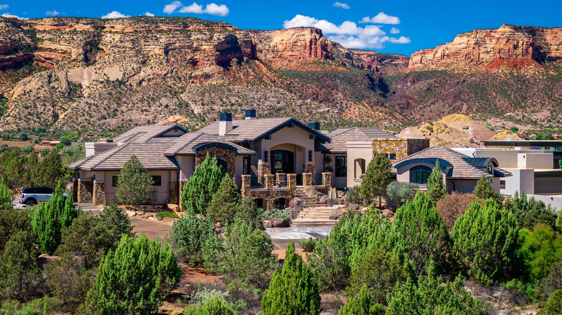 Grand Junction, Colorado, 81507, United States, 4 Bedrooms Bedrooms, ,5 BathroomsBathrooms,Residential,Active,2052069