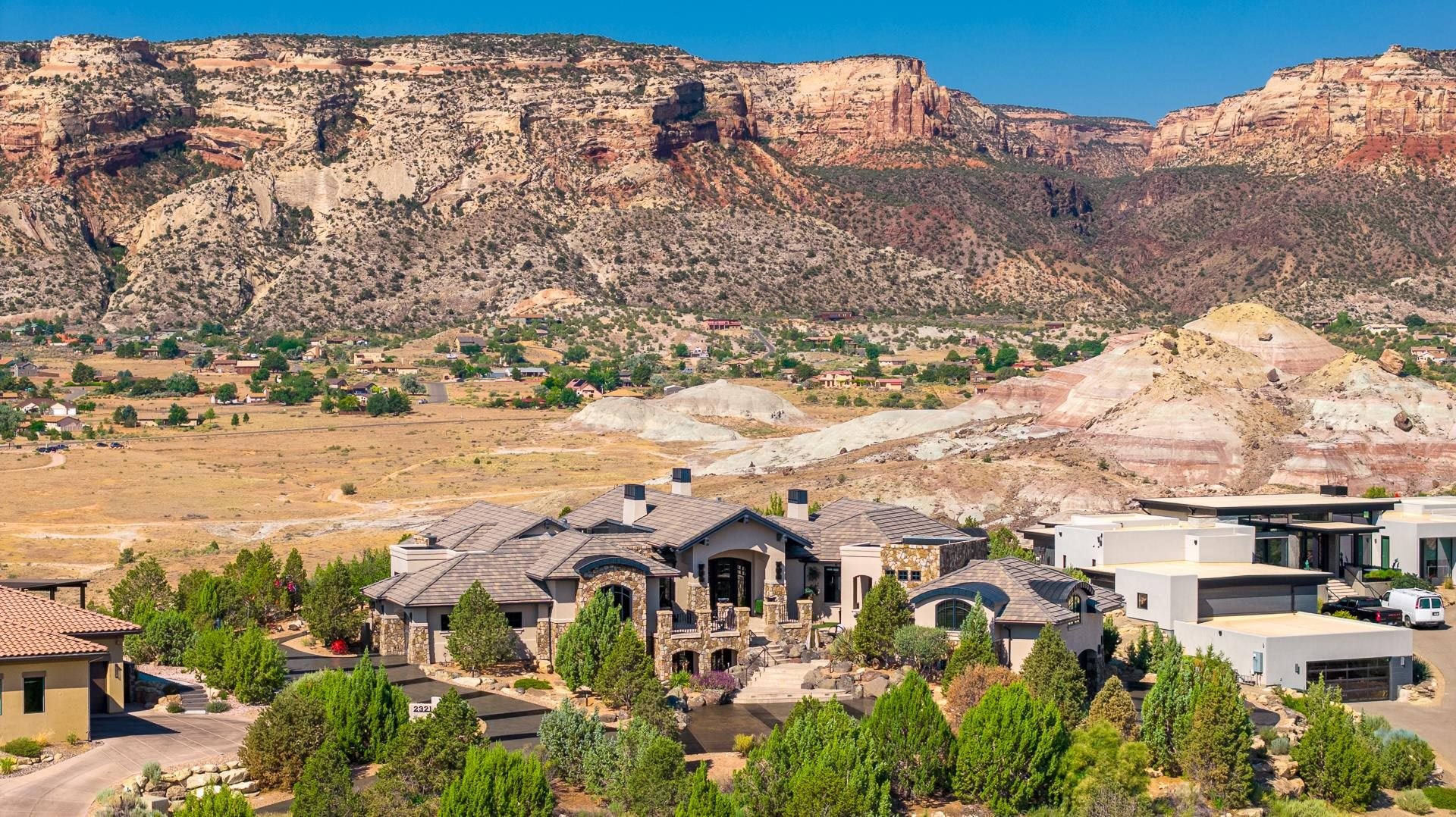 2321 Meridian Ct, Grand Junction, CO, 81507, USA, 4 Bedrooms Bedrooms, ,5 BathroomsBathrooms,Residential,Active,2321 Meridian Ct,20262101