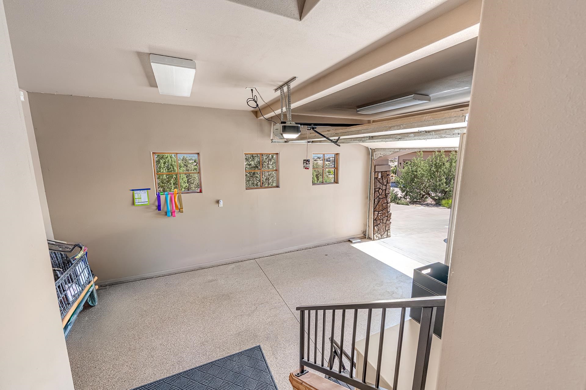 Grand Junction, Colorado, 81507, United States, 4 Bedrooms Bedrooms, ,5 BathroomsBathrooms,Residential,Active,2052069