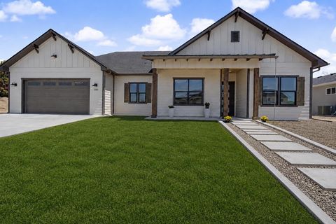 Photo of 388 Hatchet Canyon Circle, Fruita, CO 81521 (MLS # 20261873)