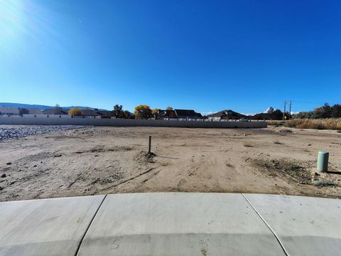 Photo of 723 Glory Drive, Grand Junction, CO 81505 (MLS # 20255166)