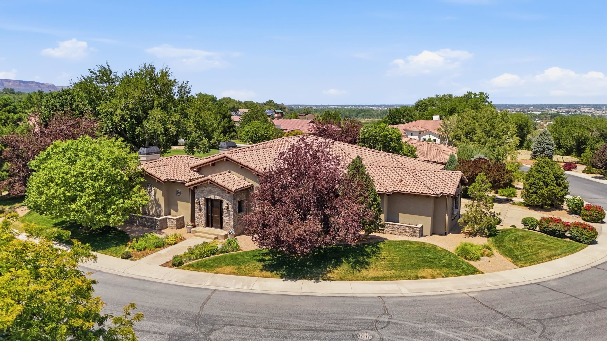 423 High Pointe Cir, Grand Junction, CO, 81507, USA, 3 Bedrooms Bedrooms, ,3 BathroomsBathrooms,Residential,Active,423 High Pointe Cir,20263892