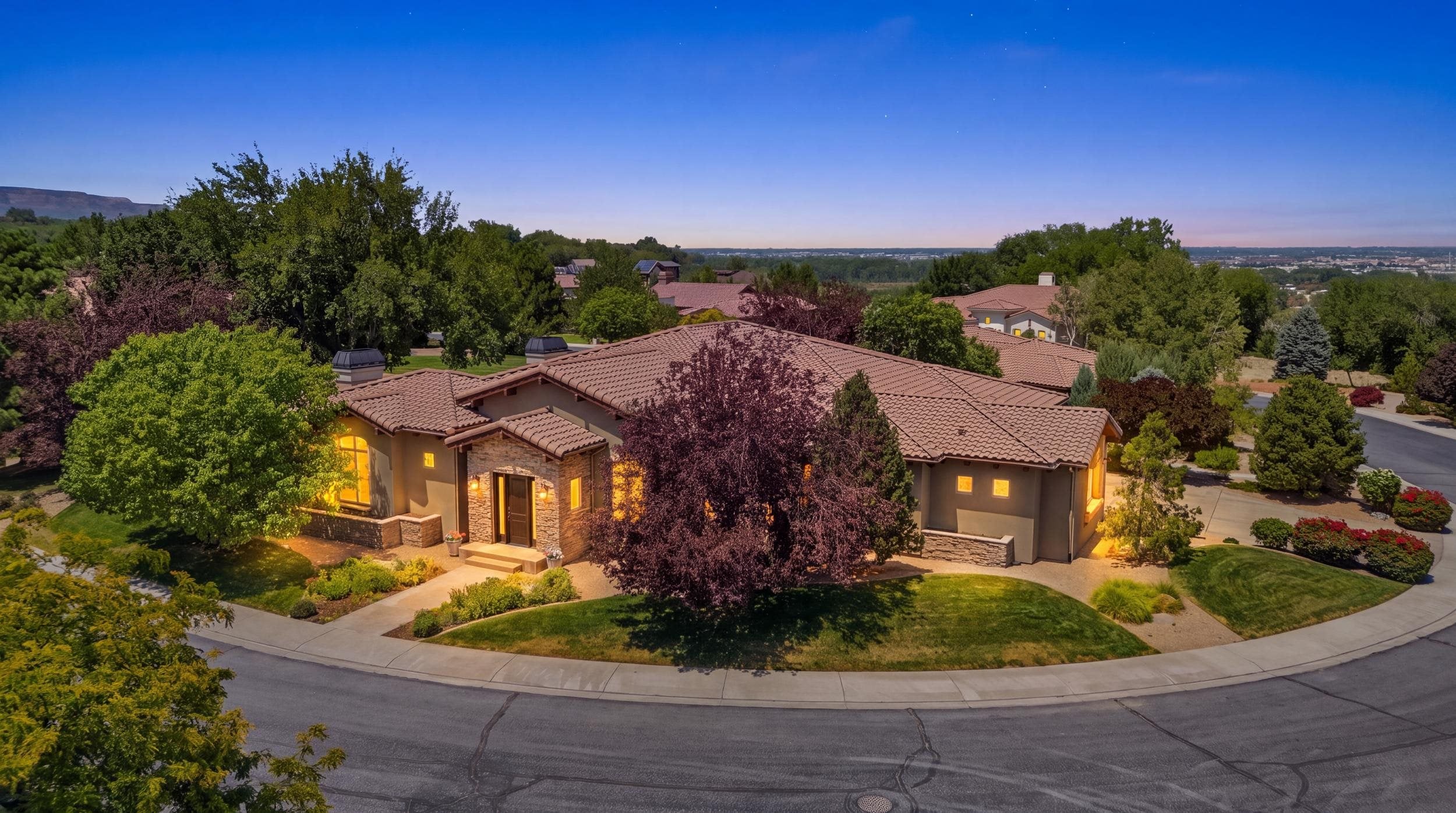 423 High Pointe Cir, Grand Junction, CO, 81507, USA, 3 Bedrooms Bedrooms, ,3 BathroomsBathrooms,Residential,Active,423 High Pointe Cir,20263892