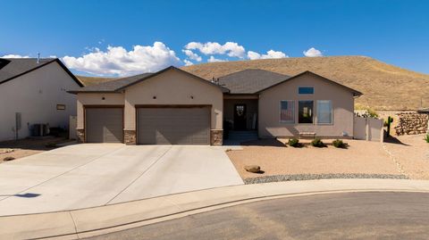 Photo of 105 Dry Creek Court, Grand Junction, CO 81503 (MLS # 20261809)