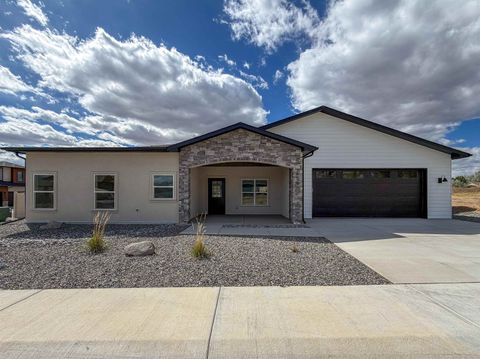 Photo of 656 Tilman Court, Grand Junction, CO 81506 (MLS # 20261743)