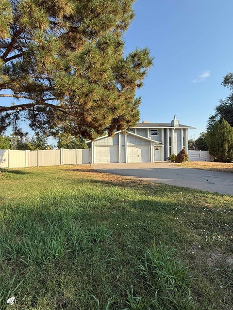 Photo of 2132 Bryce Court, Grand Junction, CO 81507 (MLS # 20263998)