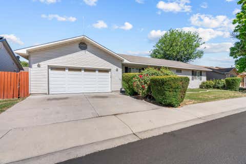 Photo of 571 E Greenfield Circle, Grand Junction, CO 81504 (MLS # 20263068)