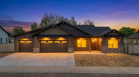 Photo of 780 Captains Way, Grand Junction, CO 81505 (MLS # 20262469)